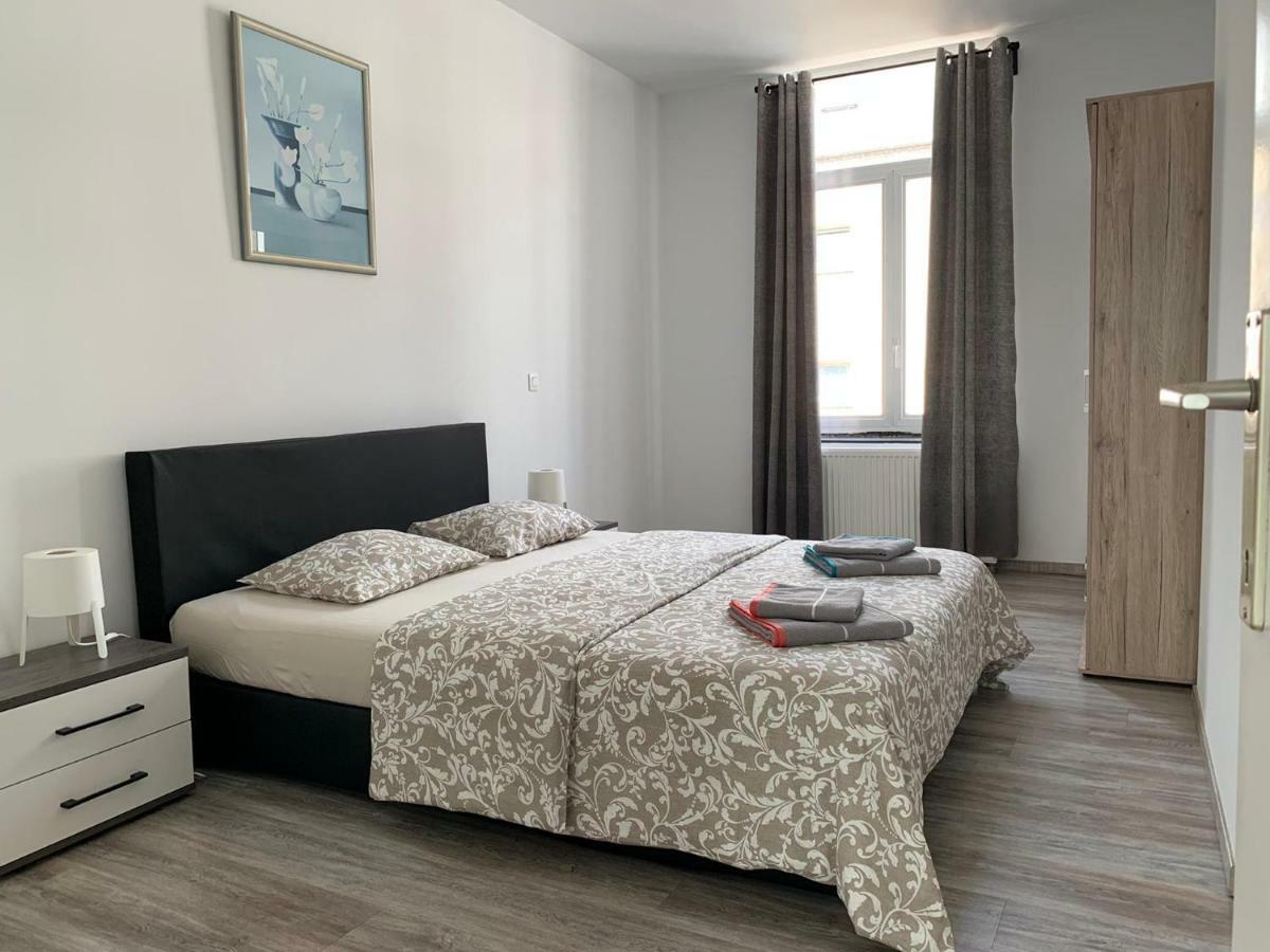 Modern Apartment Second Floor — Photos 3